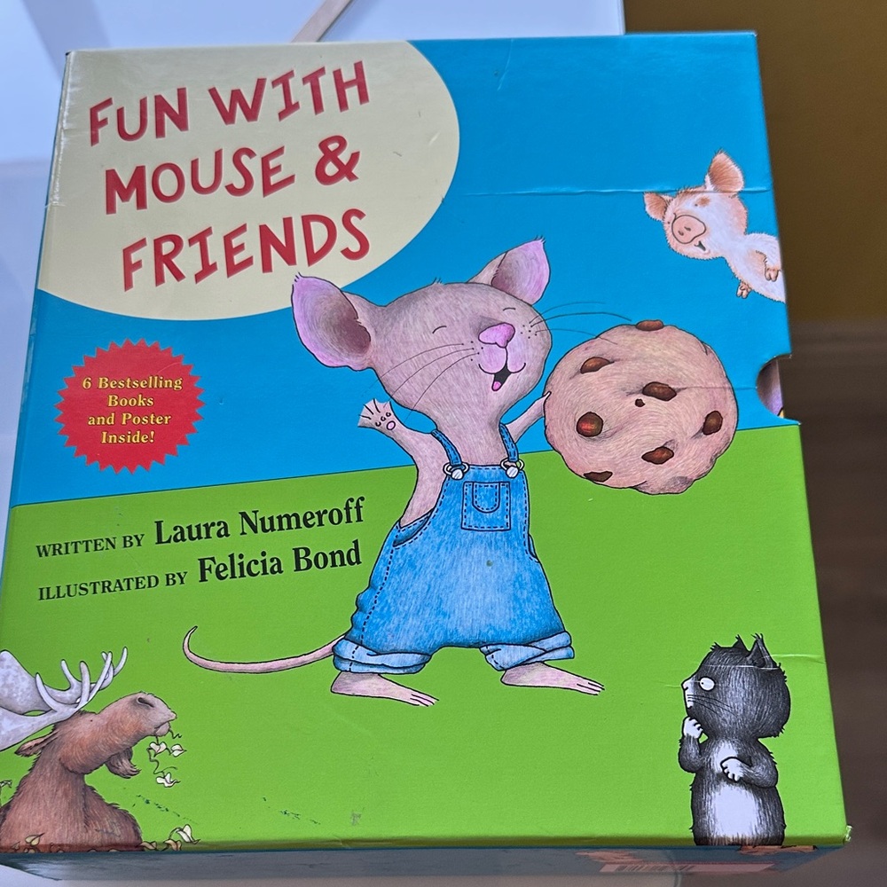 Mouse & Friends Story Collection - Blue and Green